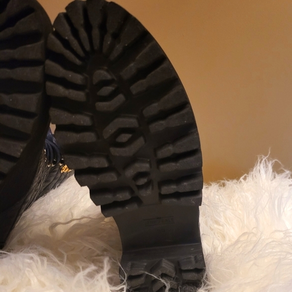 Jennifer Le Finch Combat Boot - Navy SIZE 8.5 - Picture 3 of 3